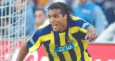 Eski Golcü Van Hooijdonk, Fenerbahçe'ye Dönüyor
