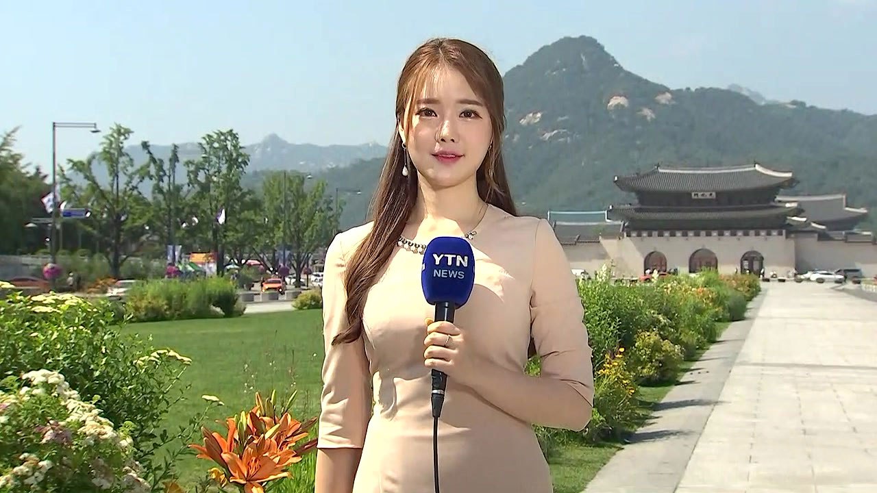 [날씨] 맑은 하늘, 붙볕더위 기승...강한 자외선 주의 / YTN
