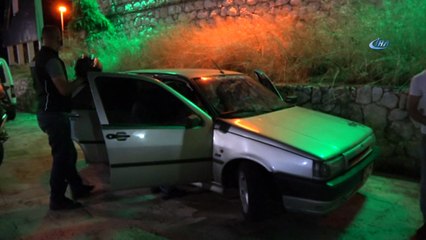 Polisi karşısında görünce nasıl kaçacağını şaşırdı, motosikletli polise yakalandı