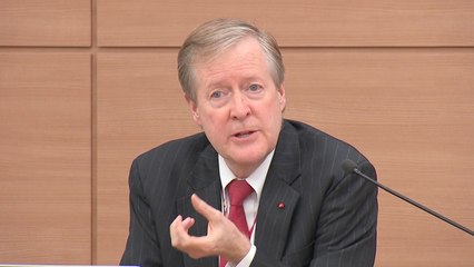 OECD "최저임금 인상으로 일부 업종 고용 감소" / YTN