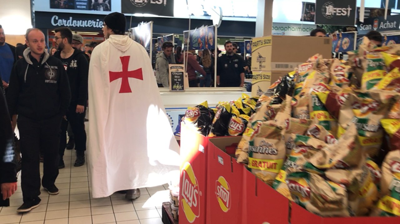 Hellfest. Ces Clissonnais qui aiment faire les courses avec les metalleux lors du rituel du vendredi
