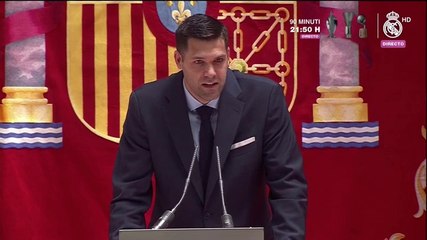Felipe Reyes a Florentino Pérez: "Enhorabuena por ser el presidente del único club que gana en Europa en los dos deportes mayoritarios"