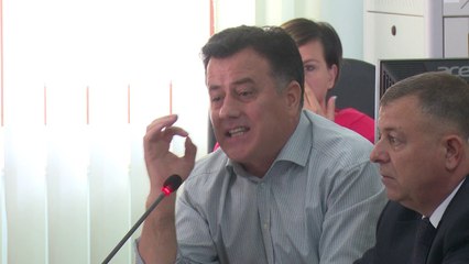 ÇDO DITE NGA NJE BLLOKIM, OPOZITA PERPLASET NE KOMISIONIN E SIGURISE DHE TE EKONOMISE LAJM