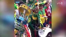 لحظات شاد در حاشیه های جام جهانی در این ویدیو شما را به روسیه میبریم جای که دوستداران فوتبال به طور عجیب و غریب از تیم مورد علاقهء خود ابراز حمایت میکنند.