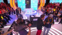 Il y a deux ans dans TPMP... Michael Youn épilait un sourcil de Cyril Hanouna (vidéo)