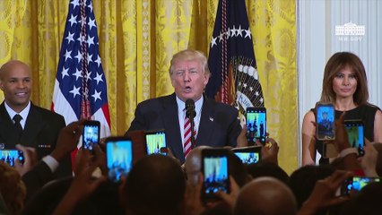 Trump promulga un decreto para no separar familias en la frontera