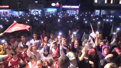 Başbakan Yardımcısı Çavuşoğlu: "Şehitlerimizin Kemikleri Sızlıyor"