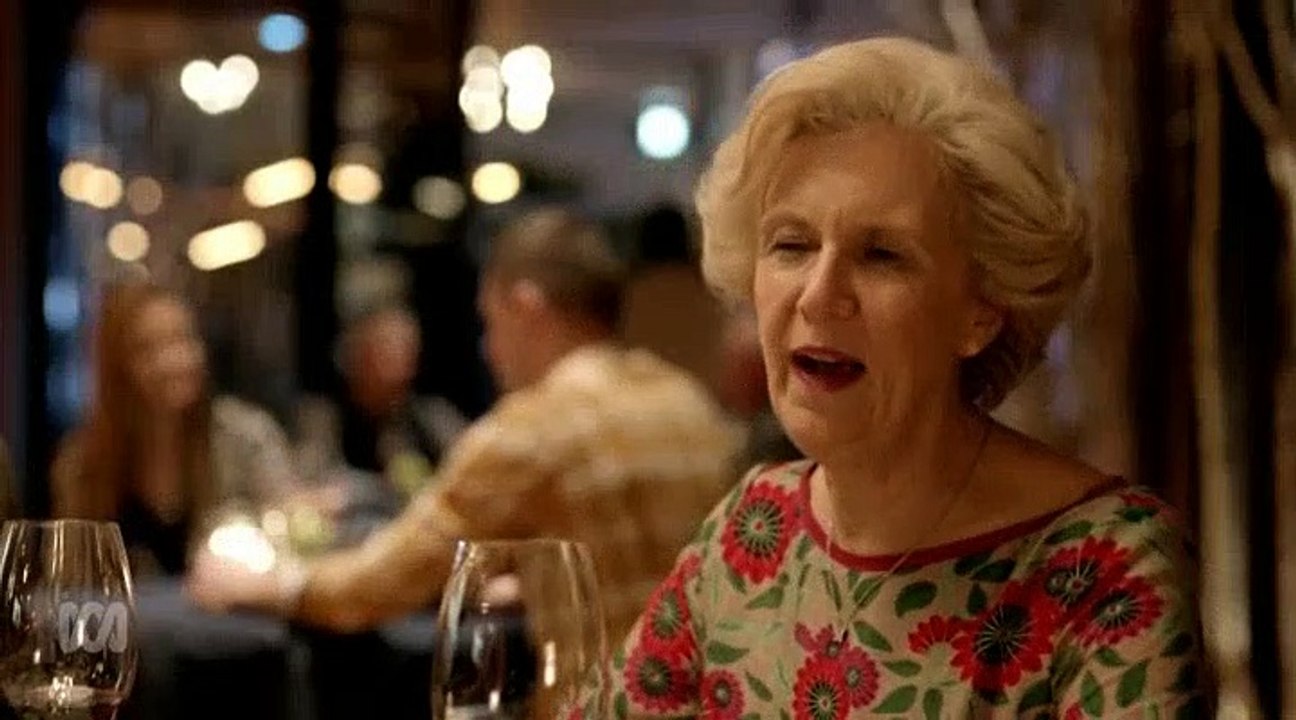 Please Like Me S04 E04 Degustation