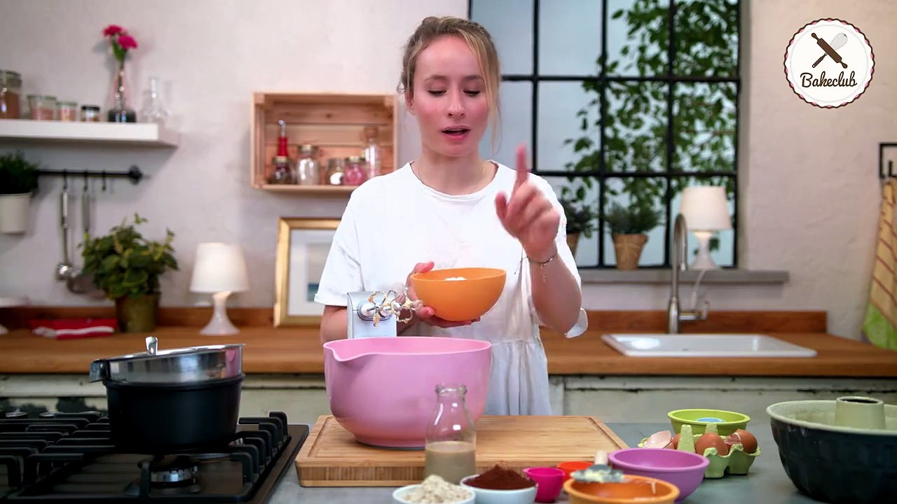 Ein Gugelhupf mit besonderen Kick - Baileys! ZUM REZEPT 