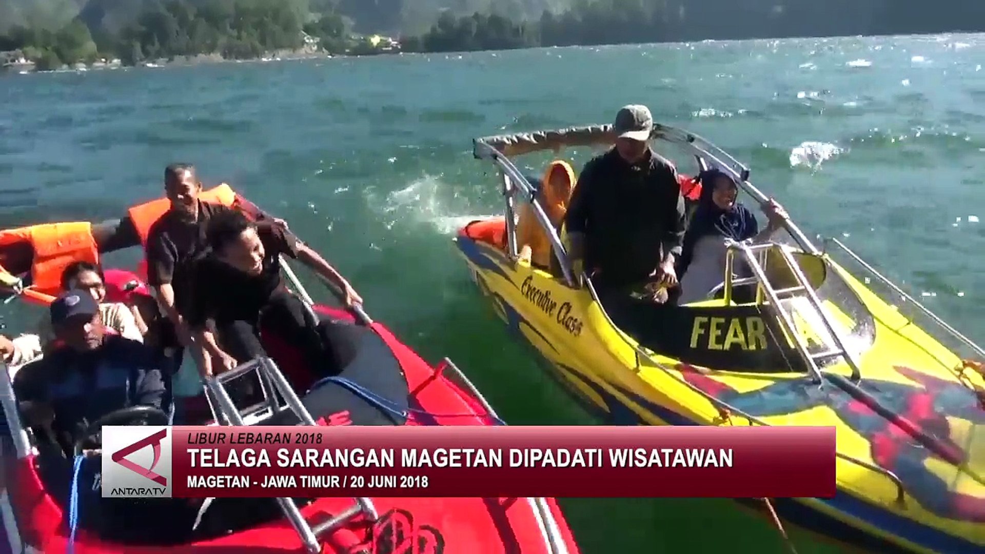 Telaga Sarangan Magetan Dipadati Wisatawan