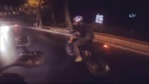 Motosiklet Sürücüsünün Şov Uğruna Ölümden Döndüğü Kaza Kamerada