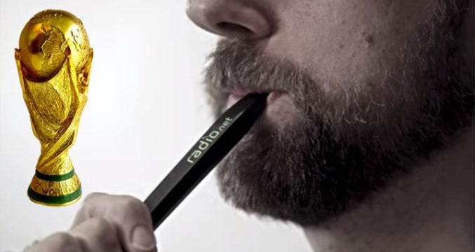 Futbol Tutkunu Almanlar, Toplantılarda Dünya Kupası Maçlarını Takip Etmeye Yarayan Kalem Üretti