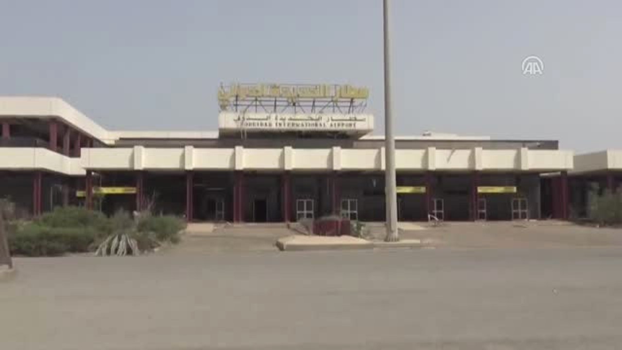 Yemen Ordusunun Hudeyde Havalimanı'nın Tamamında Kontrolü Sağladı