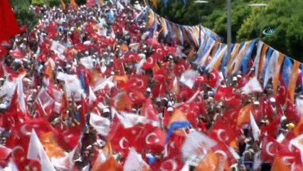 Başbakan Yıldırım:  “O ancak polis memuruna küfür saymakla vaktini geçirsin”