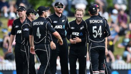 Australia Team Gets Serious Tweets From Senior