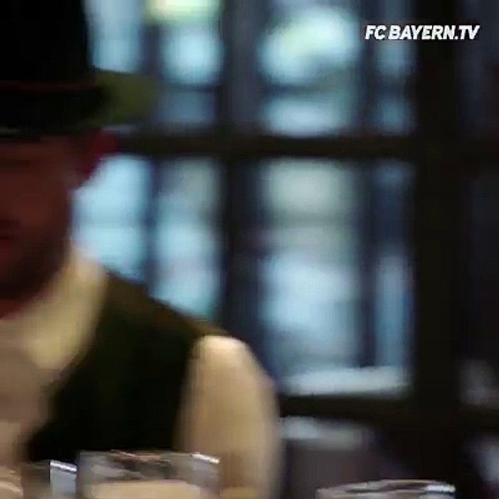 It's Friday night and we all know what that means Right Jack Whitehall & Thomas Müller?  #MiaSanMia