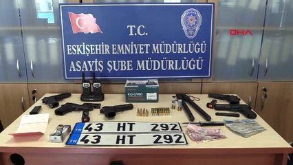 Kütahya Akaryakıt Çalışanlarını Kelepçeleyip, 307 Bin Lirayı Gasp Eden Şüpheli Polis Çıktı
