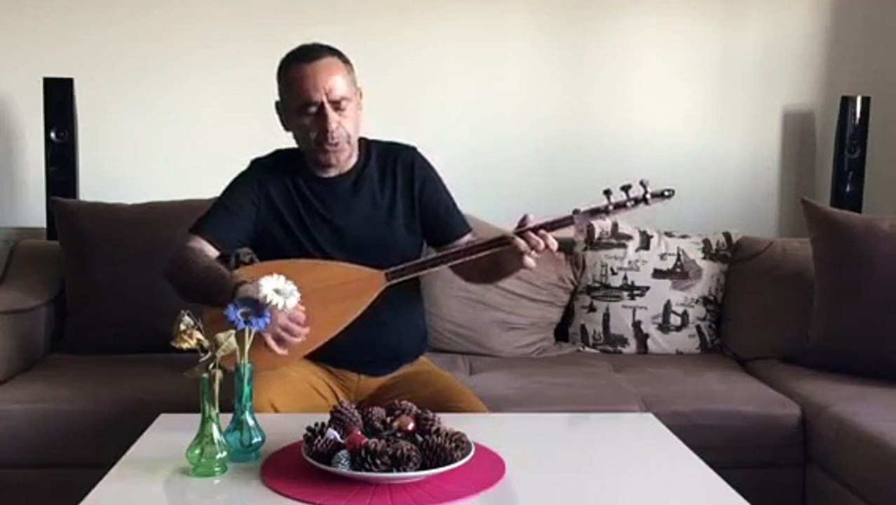 Bahçada Güller Açmış(Aşk Kalbinde Yer Almış)-Murat Yılmaz Mu