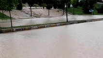 Kütahya'da Aniden Bastıran Sağanak Yağış Sele Neden Oldu