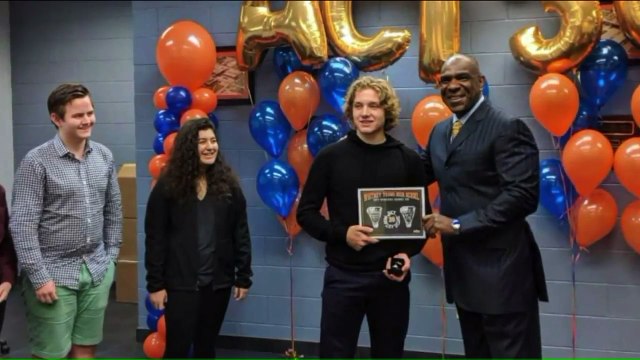 Baseball Hall of Famer Andre Dawson Now Owns and Operates a Funeral Home
