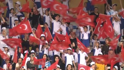 Bakan Osman Aşkın Bak: "Bağcılar Önemli Sportif Tesislere Kavuşuyor"