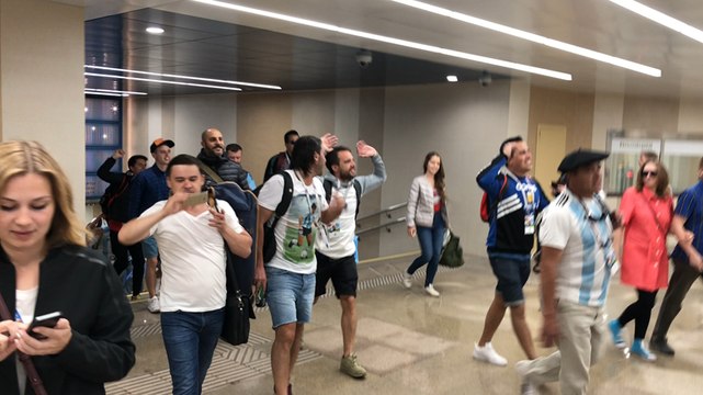 Les chants incessants des supporters argentins, avant Croatie - Argentine, ce soir