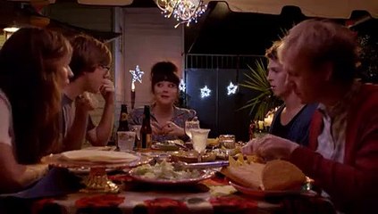 Please Like Me S01 E03 Portuguese Custard Tarts