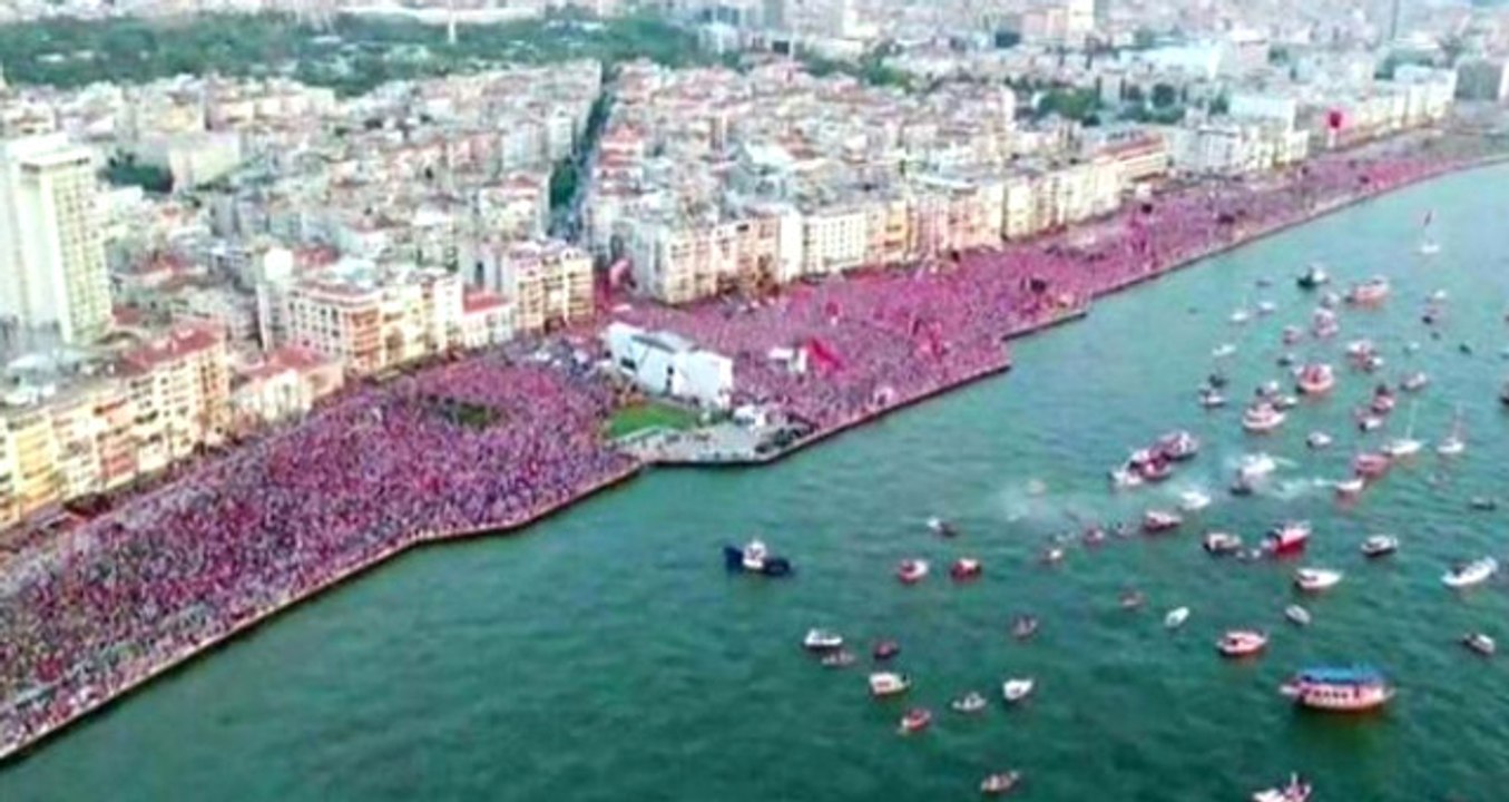 Polis Kayıtlarına Göre Muharrem İnce'nin İzmir Mitingine 2 Milyon 500 Bin Kişi Katıldı