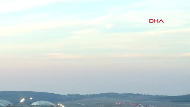 İstanbul Cumhurbaşkanı Erdoğan'ın Uçağı 3. Havalimanına İndi