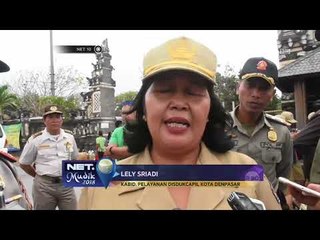 Petugas Cek Identitas Pemudik di Pelabuhan Benoa Denpasar - NET 10