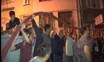 İtfaiye giremedi, vatandaş seferber oldu