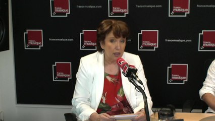 Avec la garde montante - Roselyne Bachelot