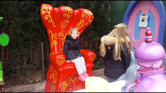 DISNEYLAND PARIS! #VLOG58 // Nikki Vlogs