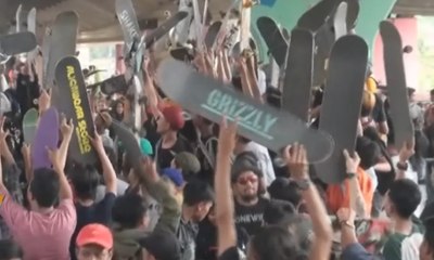 Konvoi ‘’Skateboarder’’di Jalanan Kota Bandung