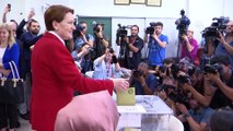 İYİ Parti'nin Cumhurbaşkanı adayı Meral Akşener, oyunu kullandı - İSTANBUL