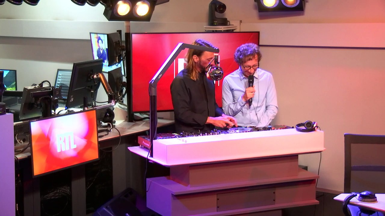 Bob Sinclar : un featuring avec Stéphane Bern ?