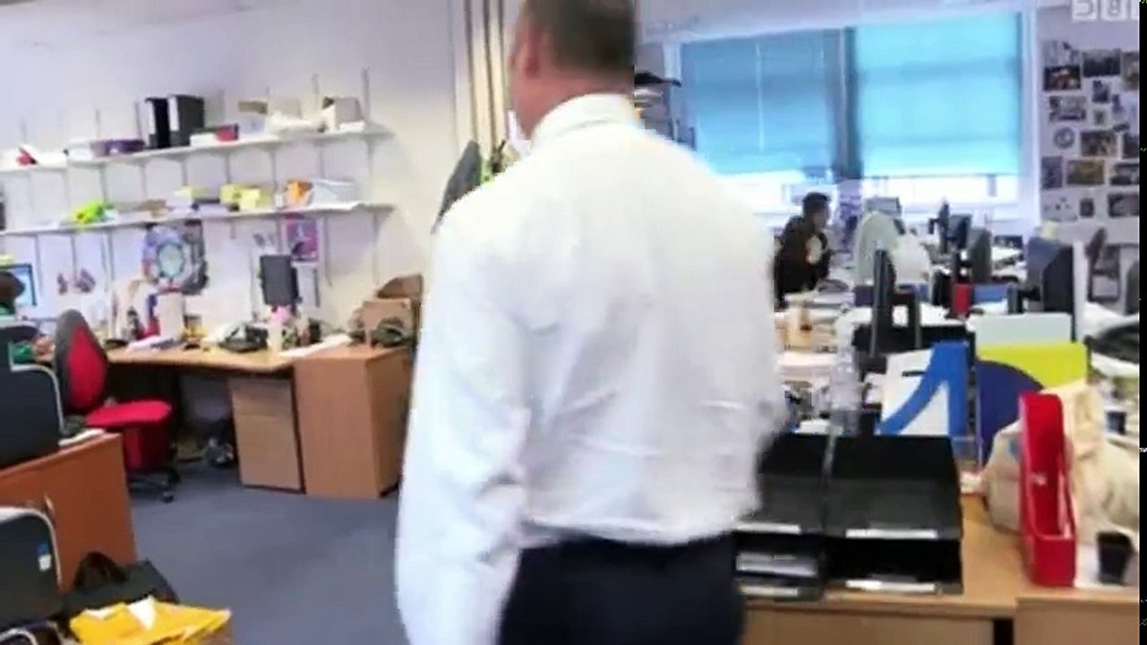 Saints and Scroungers S06  E01 Charity Fraud Boss - Part 02