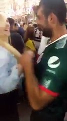 Video mexicano sin camisa en baile con rusa