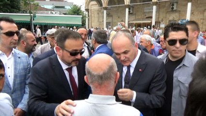 Bakan Özlü: “İktidara gelme umudu olmayanlar kuru sıkı atarlar”