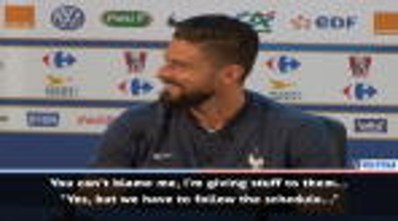 Giroud jokingly tells off press officer for wasting time