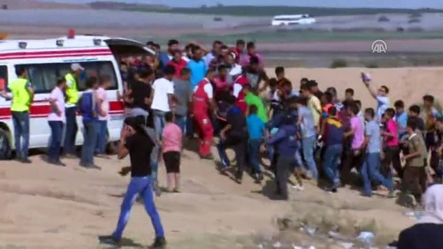İsrail askerleri Gazze sınırında 14 Filistinliyi yaraladı (1) - GAZZE