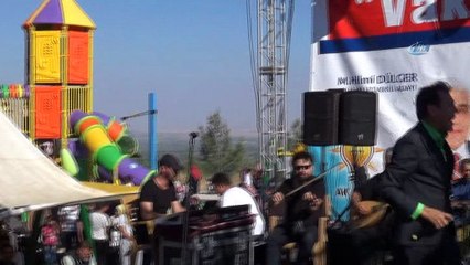 Geleneksel Yaz Şenliği AK Parti’nin gövde gösterisine dönüştü