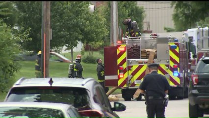 Tải video: Witnesses Describes Watching Nearly Catastrophic Fuel Truck Fire in Iowa