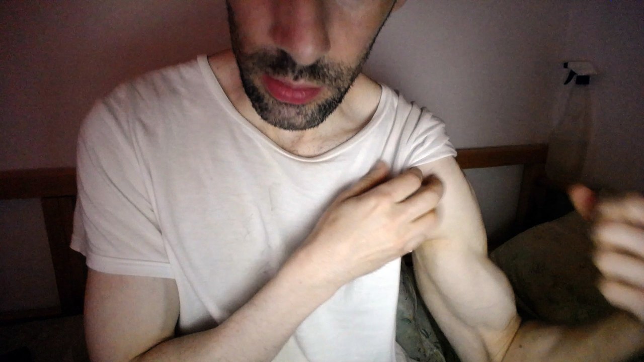 Biceps show 1080p camera