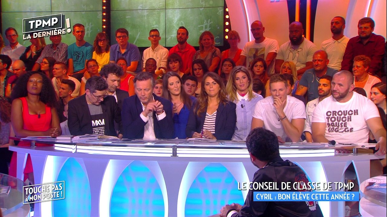 Il y a deux ans dans TPMP... Cyril Hanouna ému aux larmes après un touchant discours d'Emilie Lopez (vidéo)