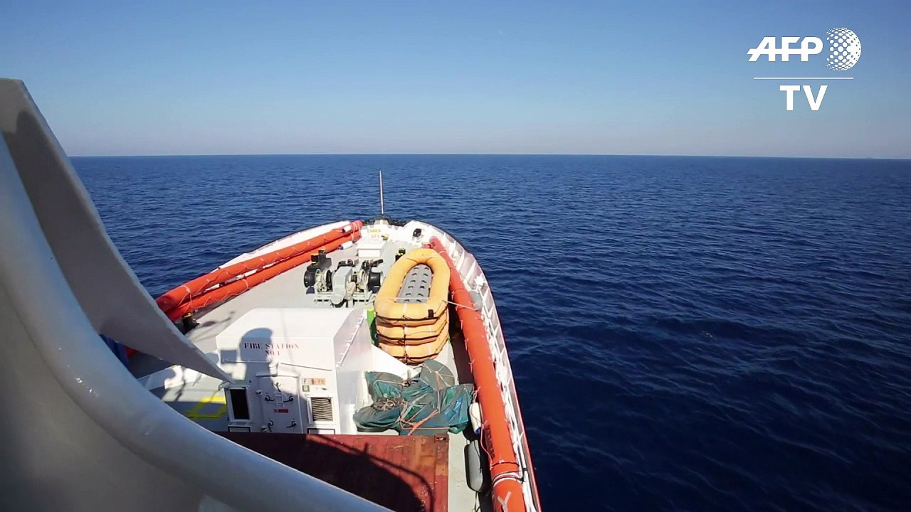 Tripulação do Aquarius preocupada