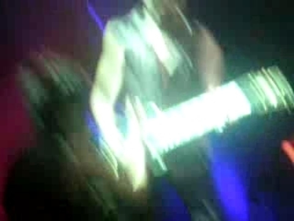 3 nuits par semaine Partie 2 Indochine La Carène 7/12/07