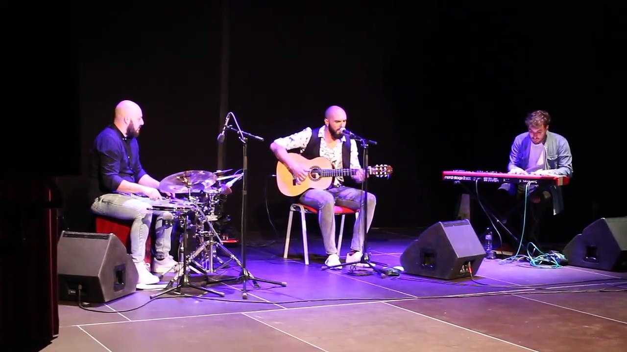 MAGNIFICA ACTUACION EN PATERNA DEL RIO (ALMERIA)