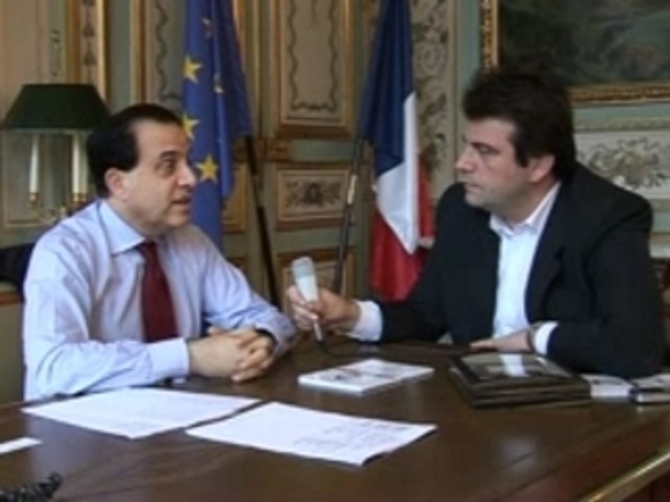 UMP - Interview de Roger Karoutchi