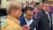 Shahbaz Sharif In London Asked Taxi To Return Coins - Shahbaz Sharif In London With Kulsoom Nawaz